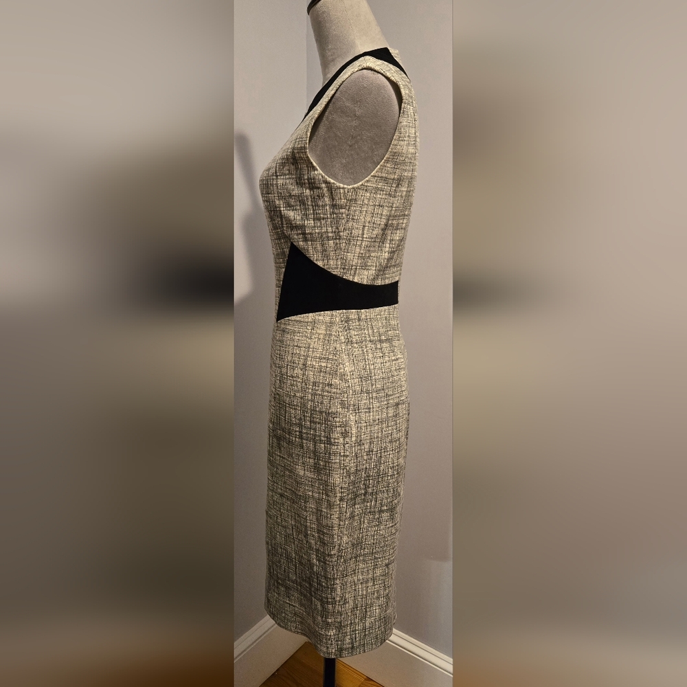 Karen Millen black-white stylized shift dress Sz 6 EU38 - Picture 5 of 10